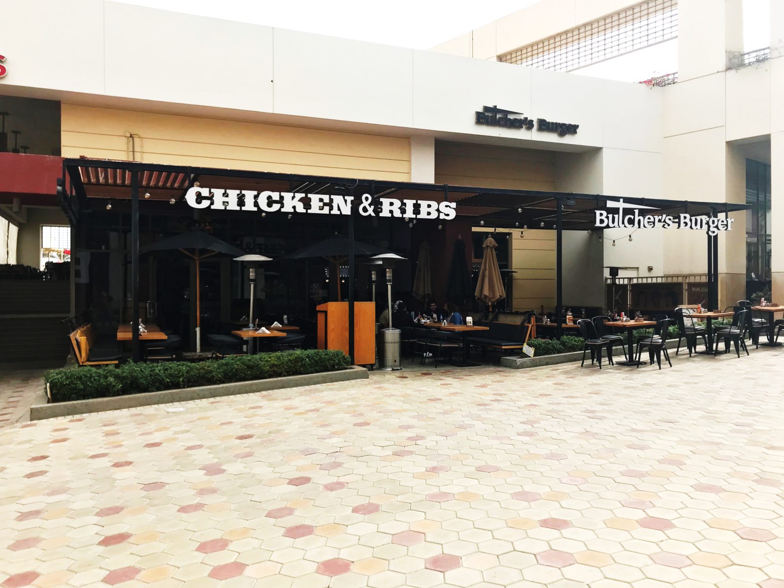 Butcher’S Burger _ Chicken & Ribs (2)